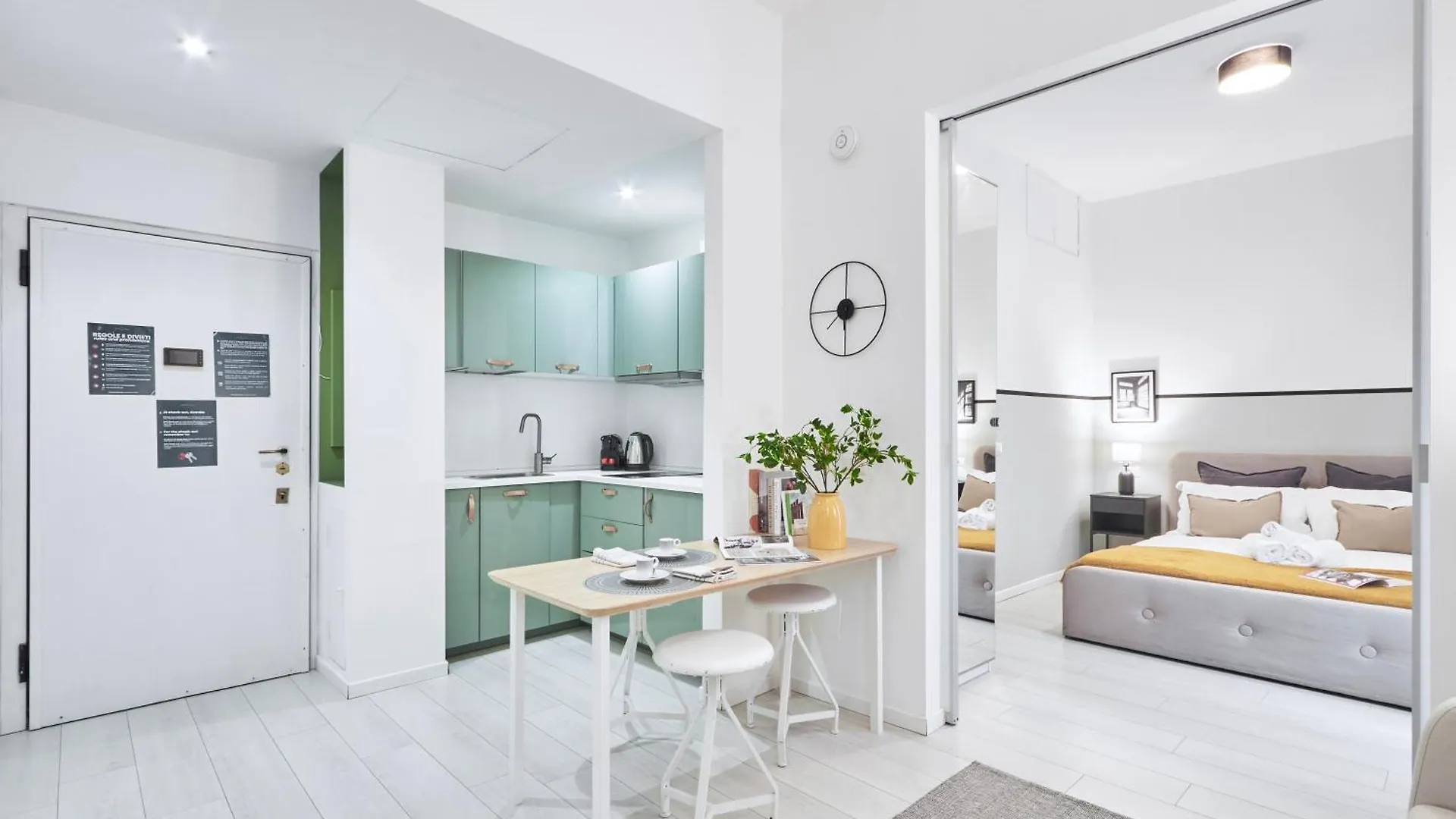 Elegante Appartamento Minimal Dai Tocchi Botanici Milan