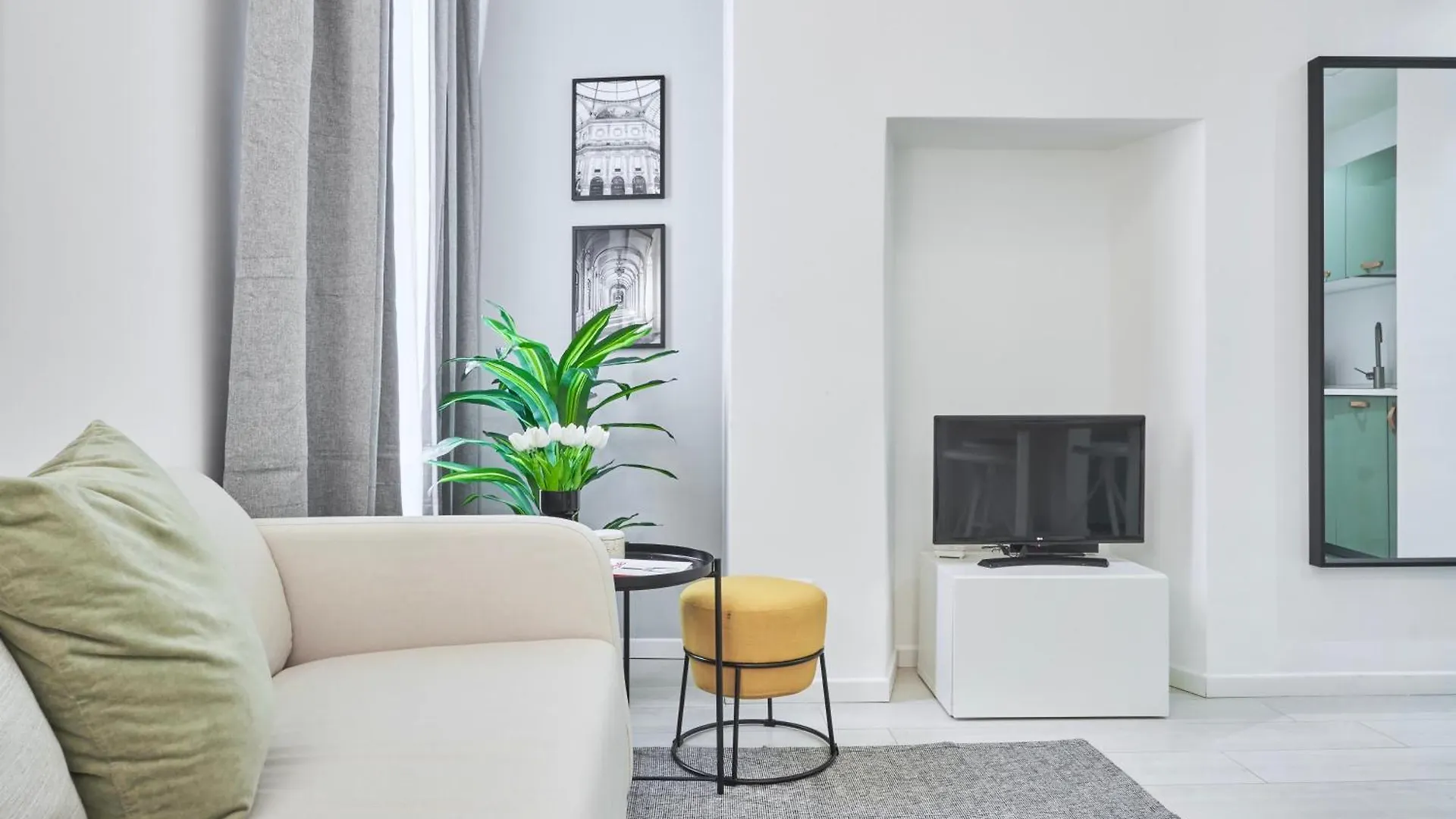 Elegante Appartamento Minimal Dai Tocchi Botanici Mailand 0*,  Italien